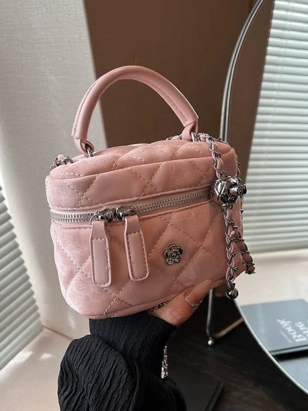 Chain Strap Quilted Bucket Shaped Bag Online Hot Sale