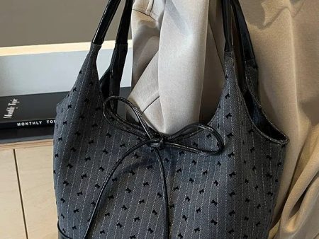 Bow Accent Knitted Tote Bag For Sale