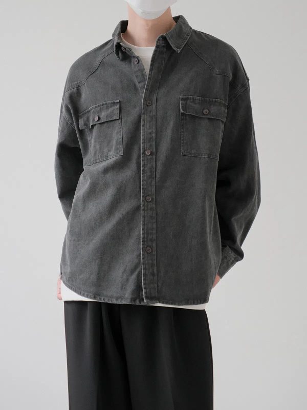 Casual Button-up Shirt with Pockets Supply