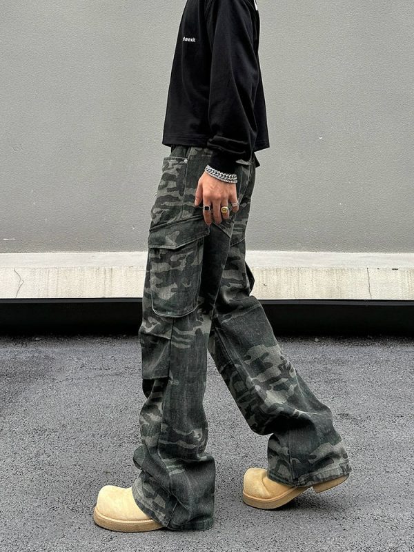 Camouflage Cargo Pocket Pants Supply