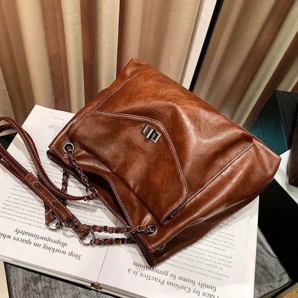 Turn Lock Closure Leather Handbag Sale