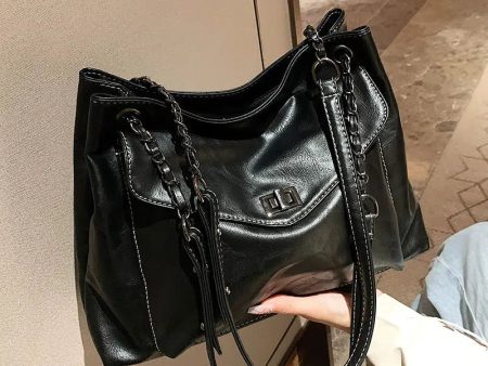 Turn Lock Closure Leather Handbag Sale