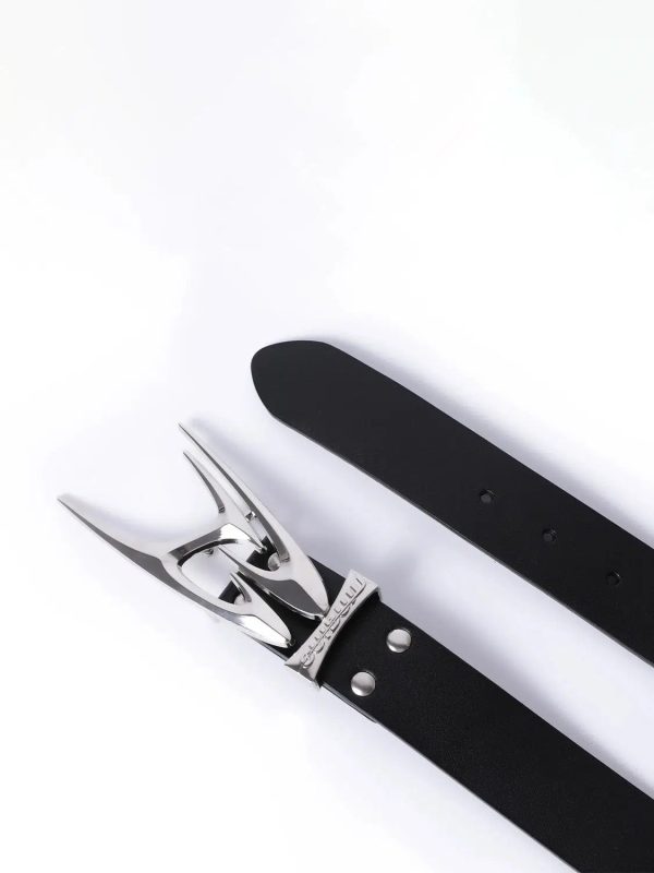 Stylish Leather Belt with Unique Metal Buckle For Discount