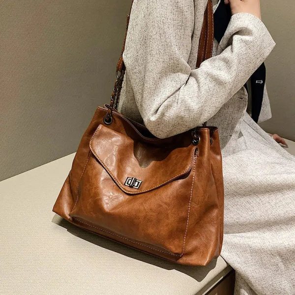 Turn Lock Closure Leather Handbag Sale