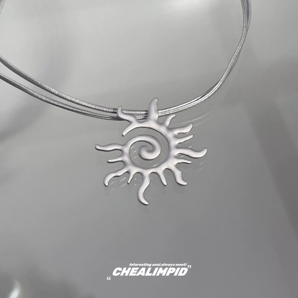 Sunburst Spiral Pendant Necklace Fashion